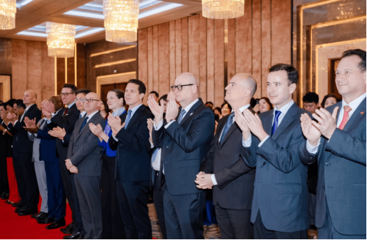 1764925225806438.png 图片.png